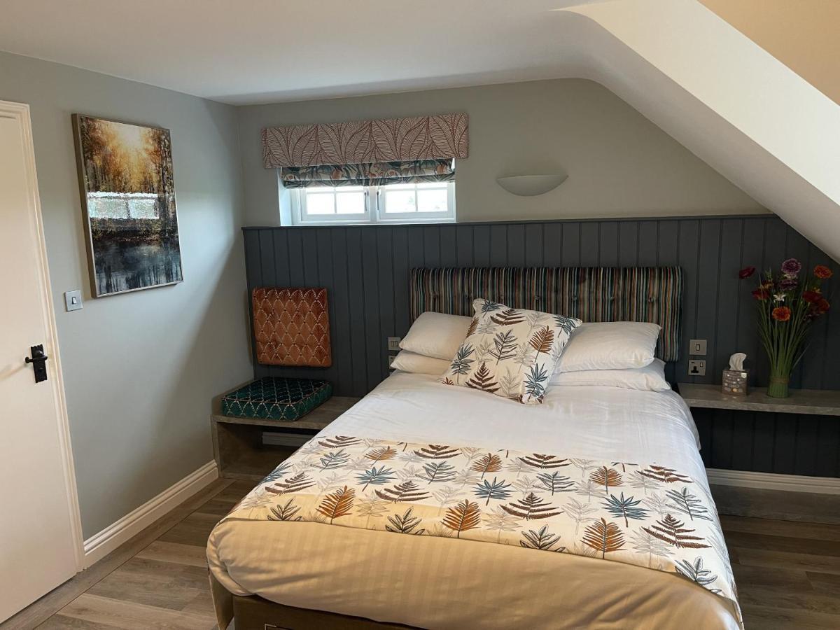 The White Horse Inn Eye  Экстерьер фото